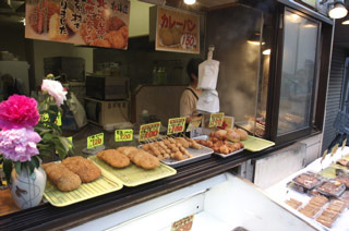 Nanohana food stand in Tsunashima