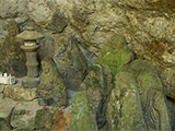Uryu Rakan Stone Statues