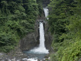 Akamizu Waterfall